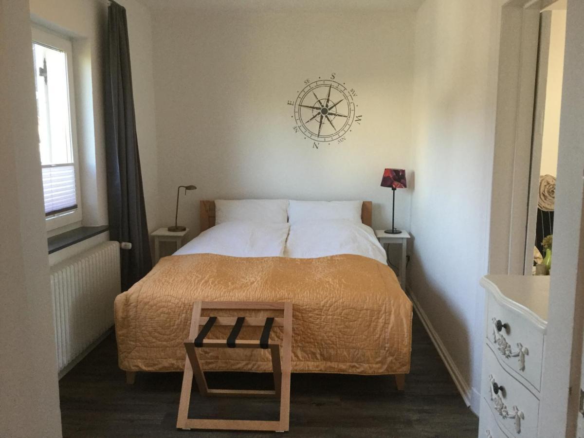 Ferienhaus Us Luett Hus Und Das Zimmer Linde Im Haupthaus Oldenburg Zewnętrze zdjęcie